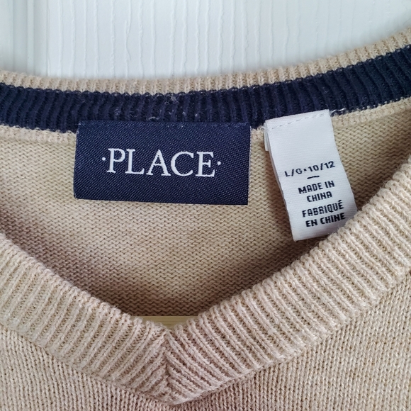 The Children's Place Classic V-Neck Sweater, Youth, Size US L (10-12) - Picture 6 of 7